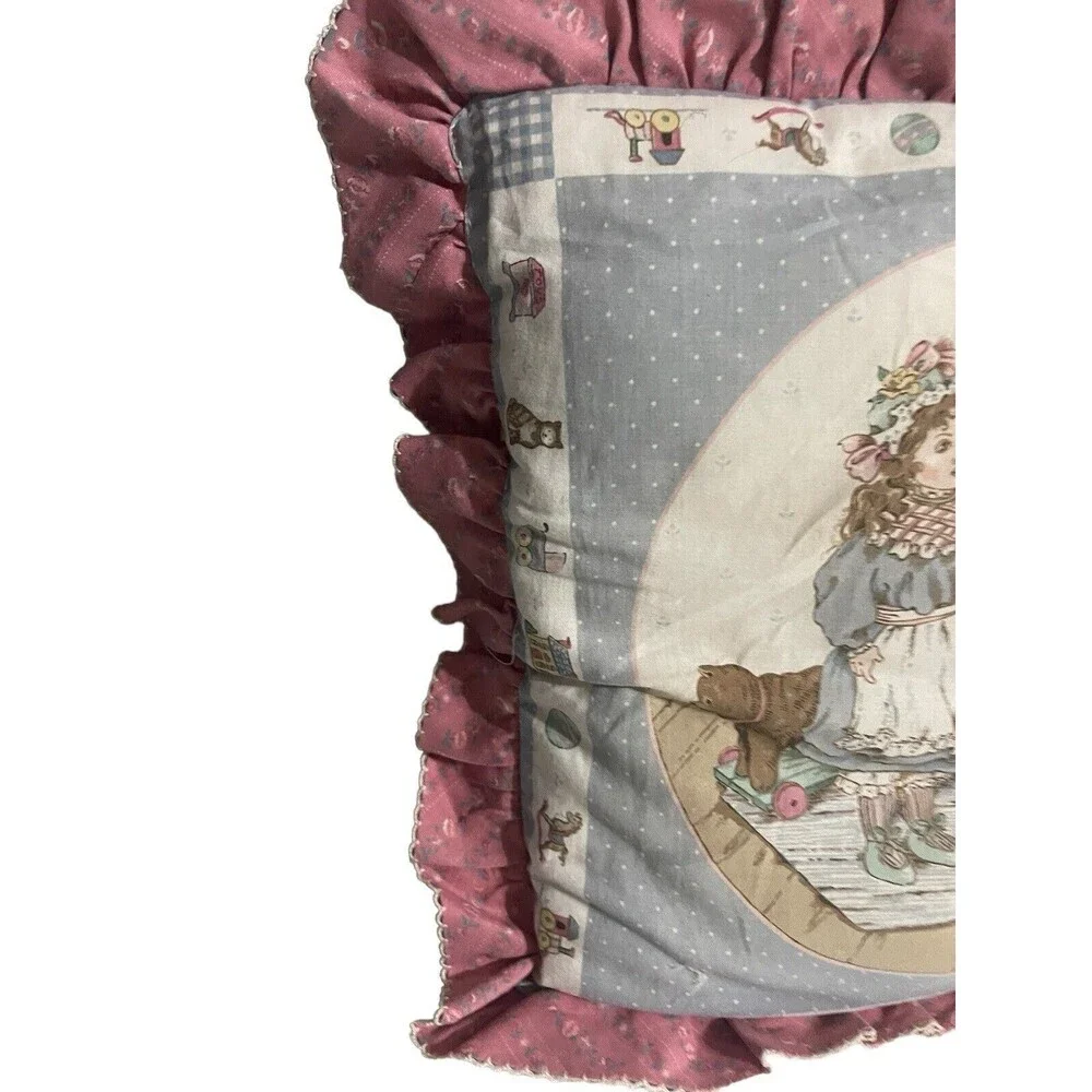 Vintage Handmade Quilted Girls Bear Pink Accent Pillow 80’s 15x15 RARE